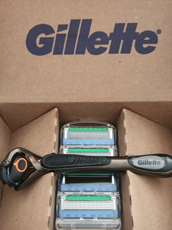 Gillette Fusion 5 ProGlide Men’s Razor  Highly Rated