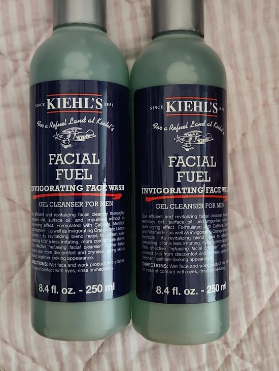 NWT Kiehl’s Facial Fuel Invigorating Face Wash for Men - Set of 2 (8.4 fl oz)