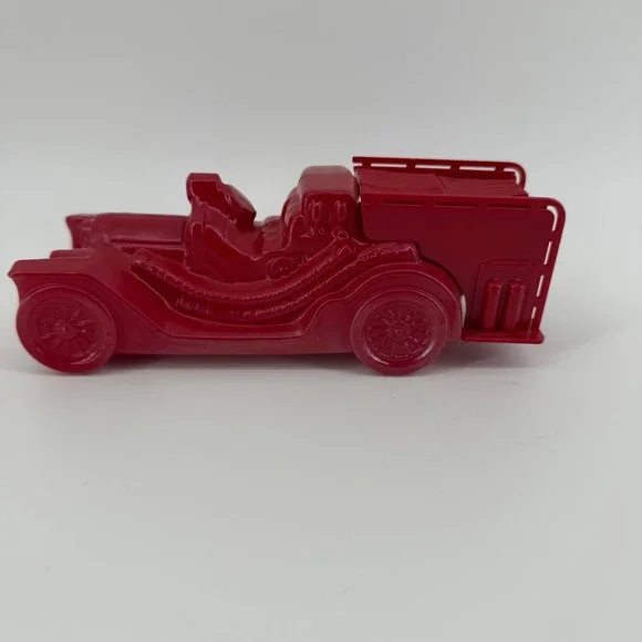 Avon Wild Country After Shave Cologne Bottle Red Vintage Car‎ Collectible FULL