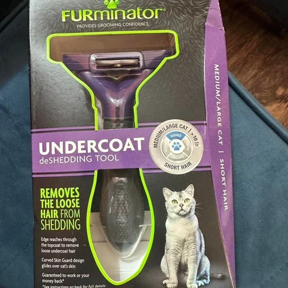 FURminator Undercoat deShedding Tool Medium Large Short Hair Cats 7-10 lbs New