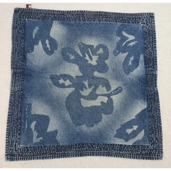 VINTAGE TOMMY HILFIGER HULA DENIM FLORAL HIBISCUS (1) PILLOW COVER 18 X 18
