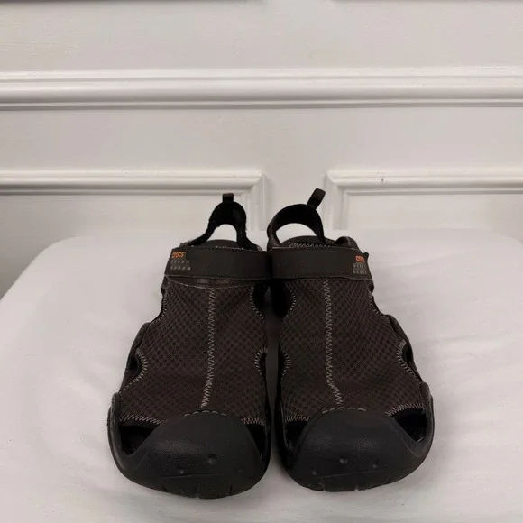 Crocs Swiftwater Mesh Sandals Mens 13 Brown Black Water Shoes Hiking 15041