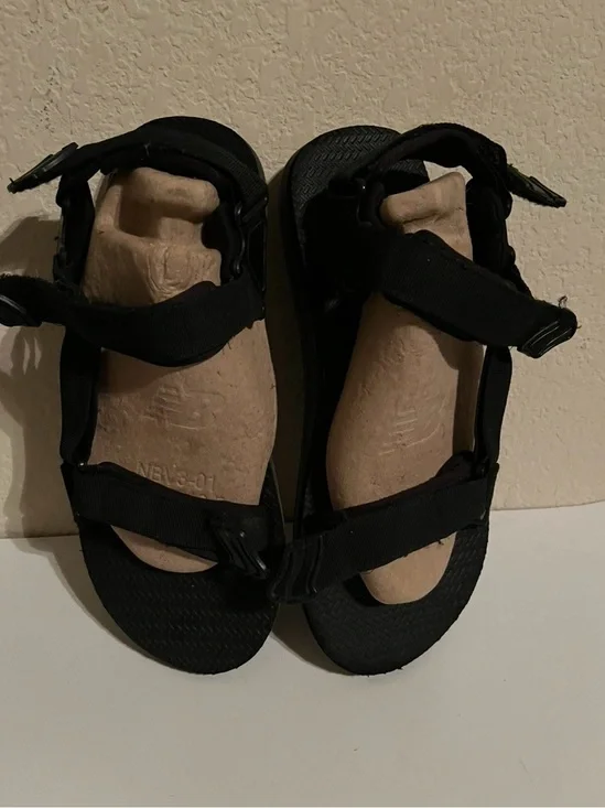 Men’s 11 Black Outdoor Sport Sandals - Adjustable Straps