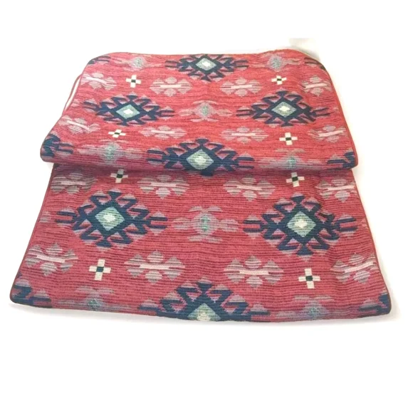 Thomasville Aztec Southwestern Tapestry 2 Pillow Shams Quilted Red 25.5