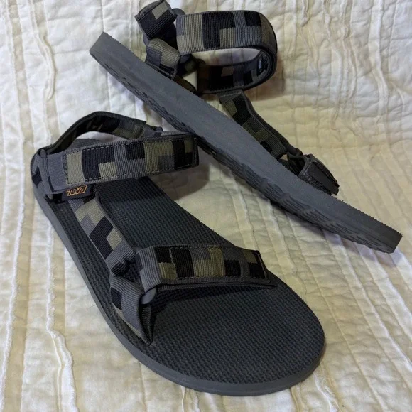 Teva‎ Original Universal Sandals Green Pixel Gorpcore Sustainable Travel Mens 9
