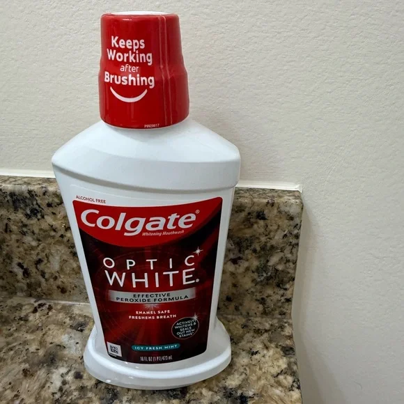 NWT Colgate Optic White Mouthwash Ice Fresh Mint
