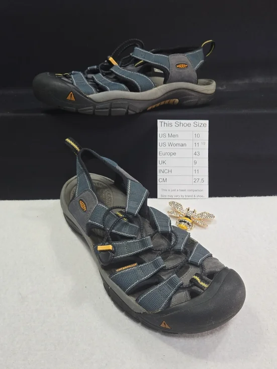 Keen Men's Newport H2 Water Sandal in Blue and Gray