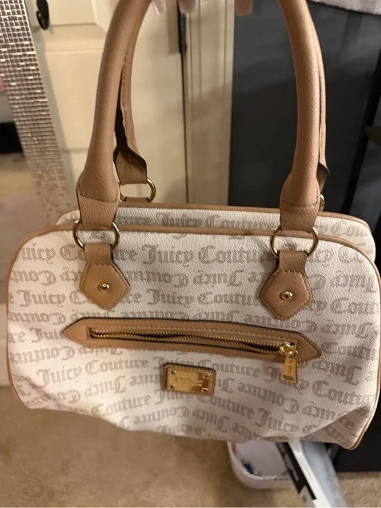 JUICY COUTURE DAYDREAM SATCHEL!