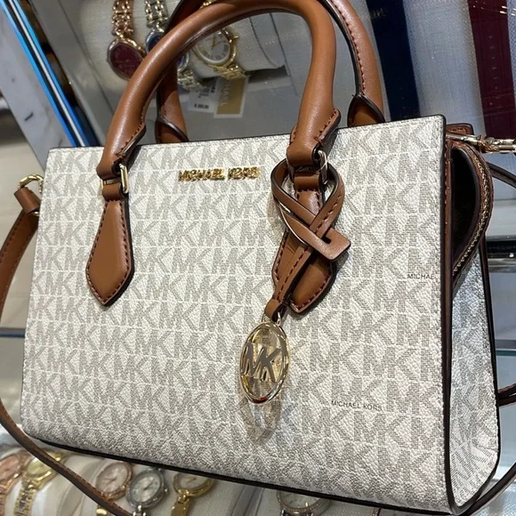 Michael Kors Small Sheila Satchel Crossbody Vanilla  NWT