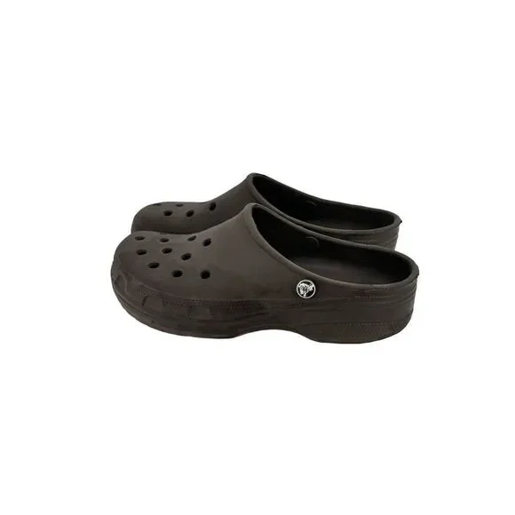 Crocs  size 7 women’s 9 men’s