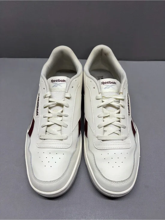 Reebok Off-White and Burgundy Men’s Low-Top Sneakers