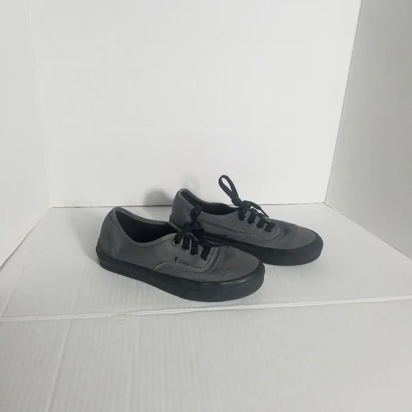 VANS UNISEX GRAY CANVAS SNEAKERS SIZE WOMEN'S 5.5 MEN'S 4