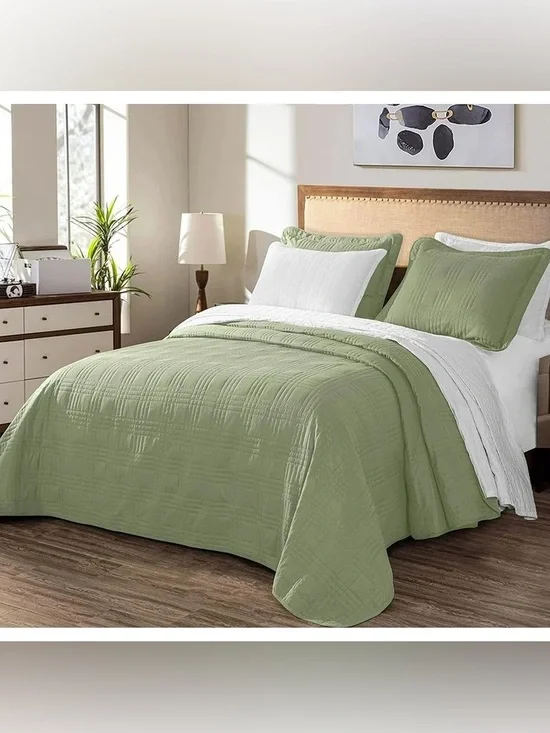Sage Queen 3 piece Quilted Luxury Bedspread