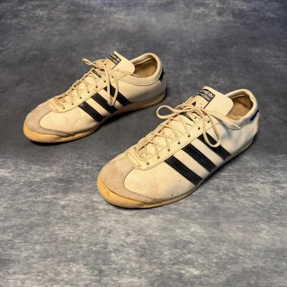 Vintage Adidas Gym Made in France White Black Leather Sneakers Mens 8 EU‎ 42