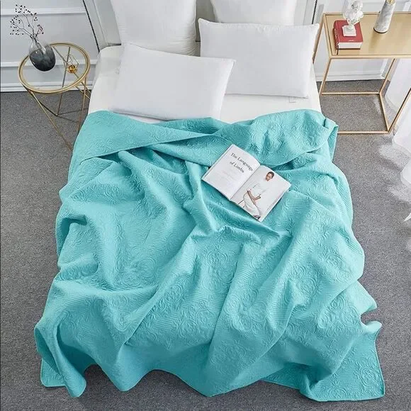 Bed Quilt Bedspread Coverlet - Reversible, Lightweight Teal