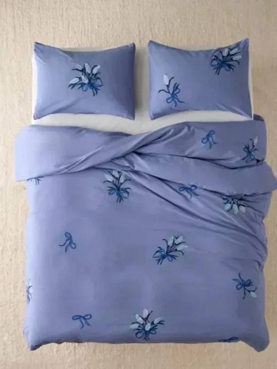 Urban Outfitters A Bouquet For You Floral Embroidered Duvet Cover F/Q NWT