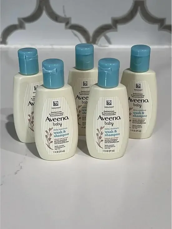Set of 5 - Aveeno Baby Daily Moisture Wash & Shampoo, Travel Size, 1 oz, 29 ml