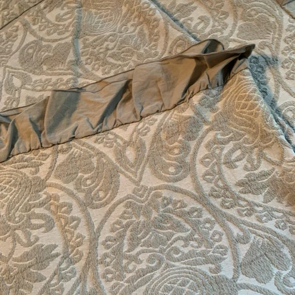 Casa Lux Matelasse Coverlet/Quilt