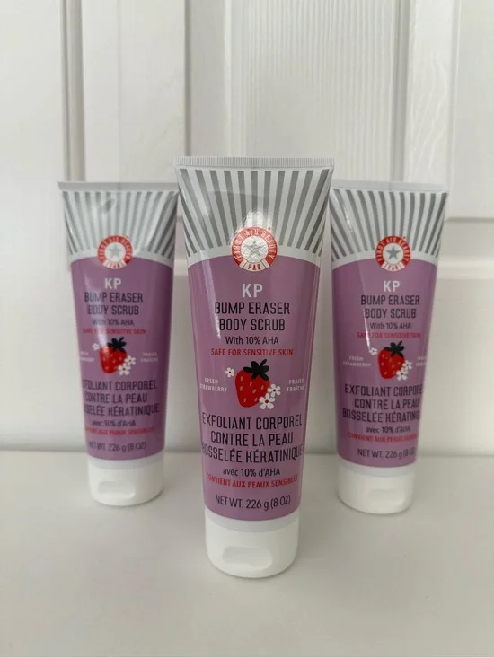 First Aid Beauty KP Bump Eraser Body Scrub - Lavender/Purple
