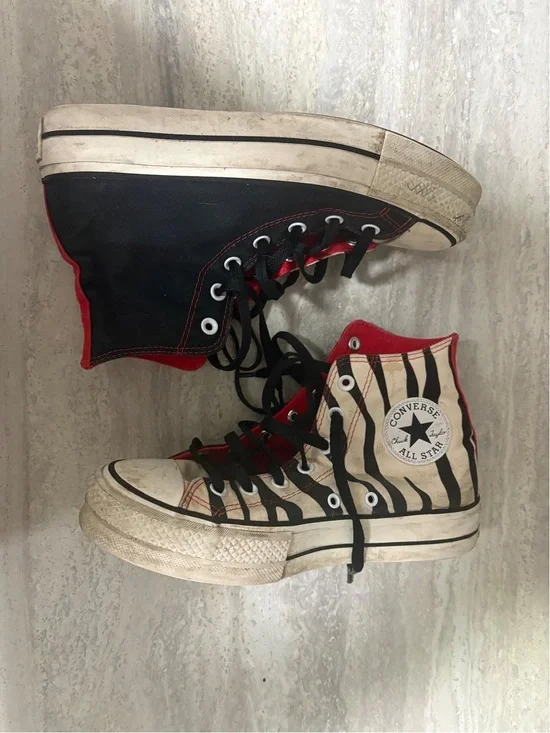 Converse High Top Sneakers - Red & Black