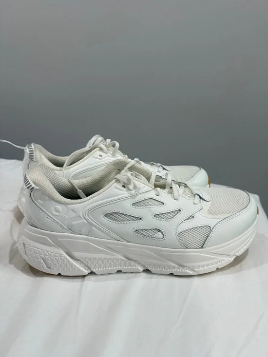 Hoka Clifton L - Men’s Size 11 - NWT