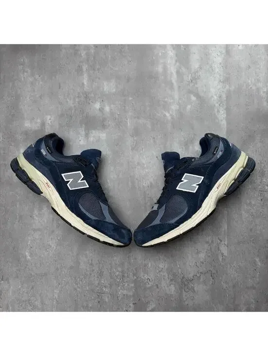 Y2K New Balance 2002R Gore Tex Navy Indigo Sneakers
