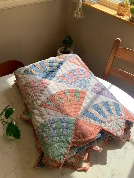 Vintage Fan Patchwork Quilt - Pastel Multi