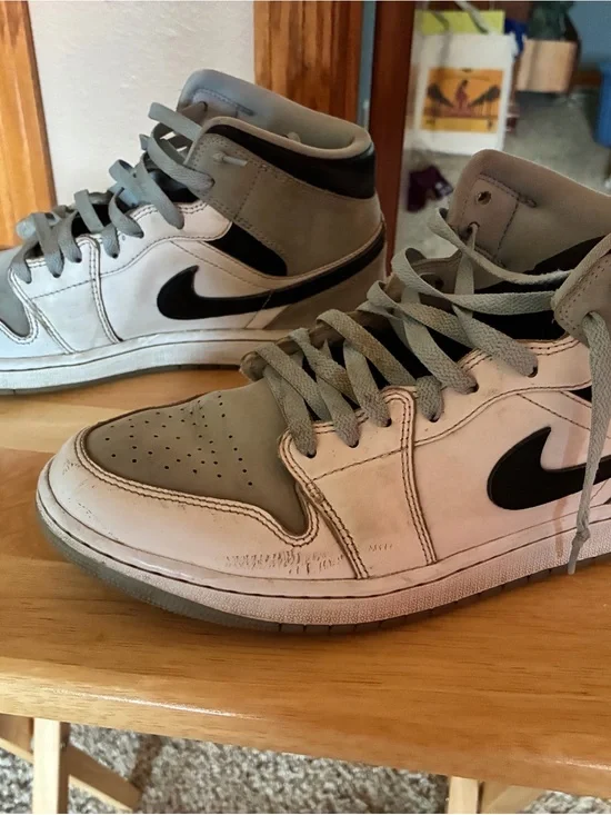 Nike Men’s High-Top Sneakers in White, Gray and Black