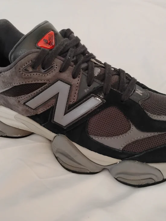 New Balance 9060 Men's Size 11.5 Suede Black Castlerock Grey Sneakers U9060BLK