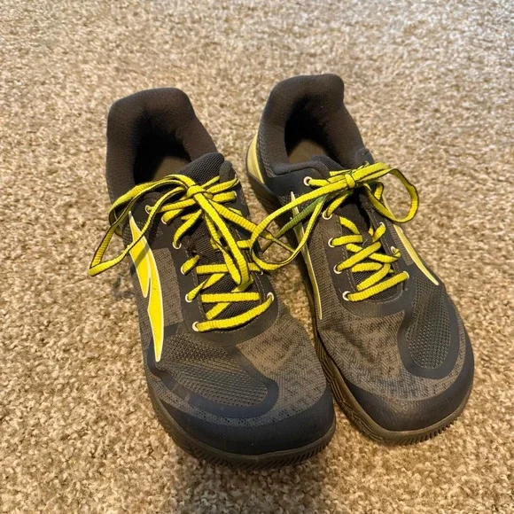 Altra HIIT XT cross-training shoes Gray green 8 athletic outdoor active running