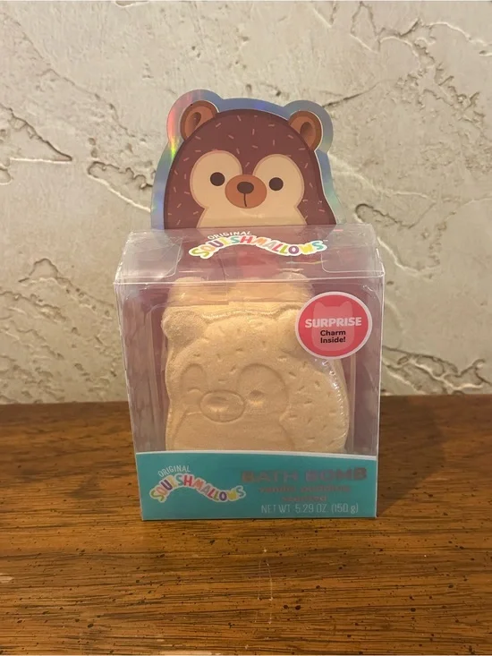 Squishmallows Bath Bomb Vanilla Pudding Scent with Charm Inside 5.29 oz NEW