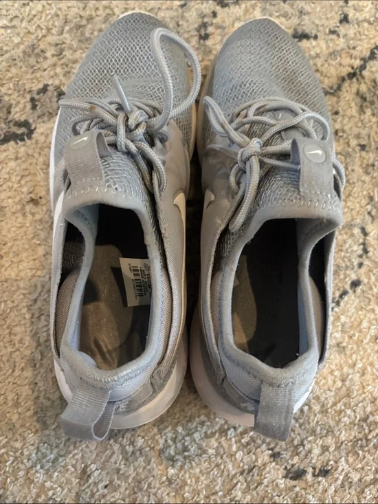 Nike roshe two wolf grey Men’s 9.5