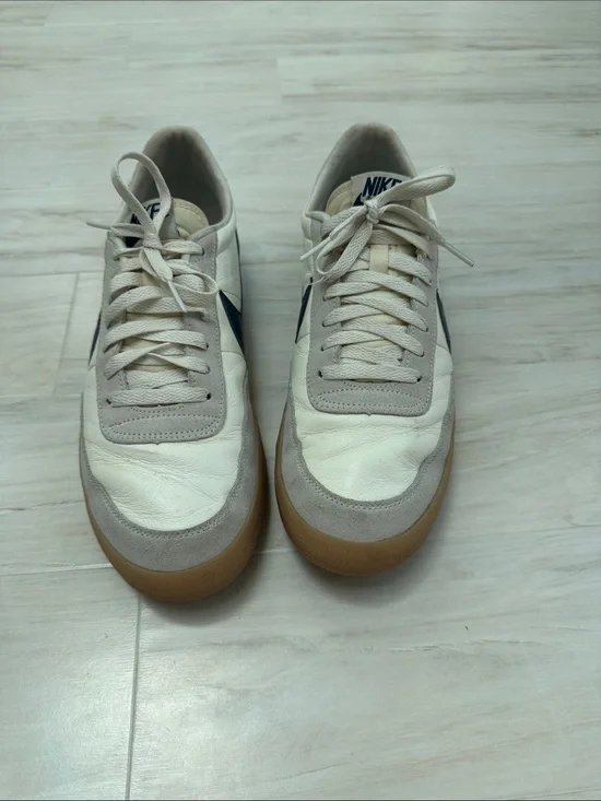 Nike Men’s White, Gray & Gum Low-Top Sneakers