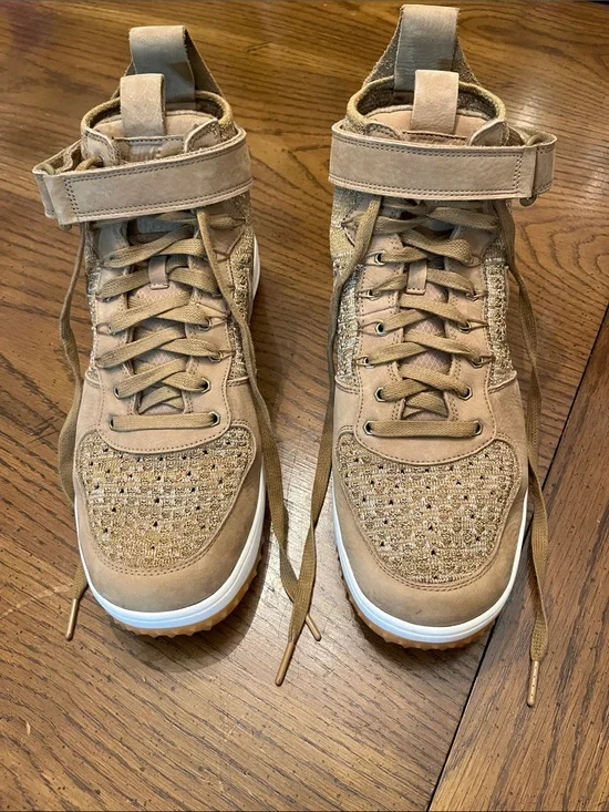 Nike Lunar Force 1 Flyknit Workboots in flax, size 13