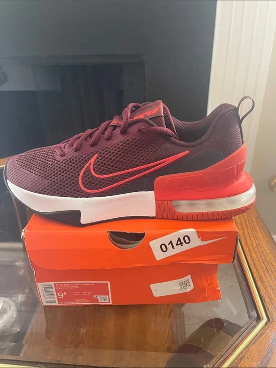 Nike Men's Maroon and Red Air Max Trainer
