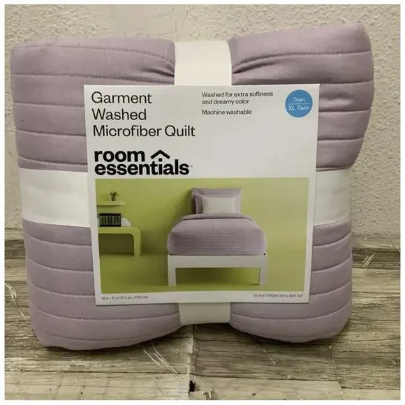 Room Essentials Faux Shearling Reversible Comforter Sherpa
