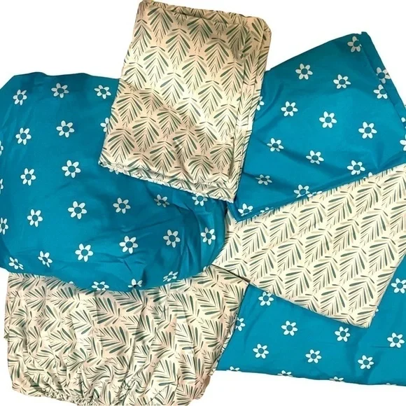 2 Single Bed Sheet Sets Turquoise and Aqua Marine Light Colors Polyester