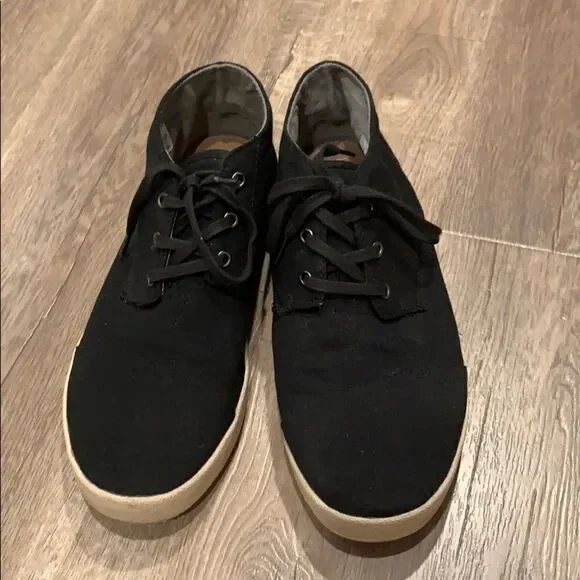 🎉last deal 🎉Men’s Toms shoes 👟