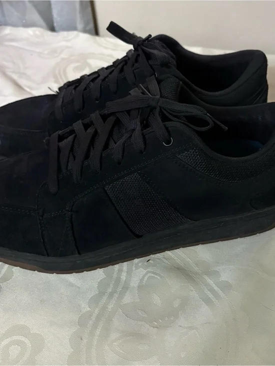 Brahma men’s Grate 11 steel toe work shoe featuring a black suede design size 12