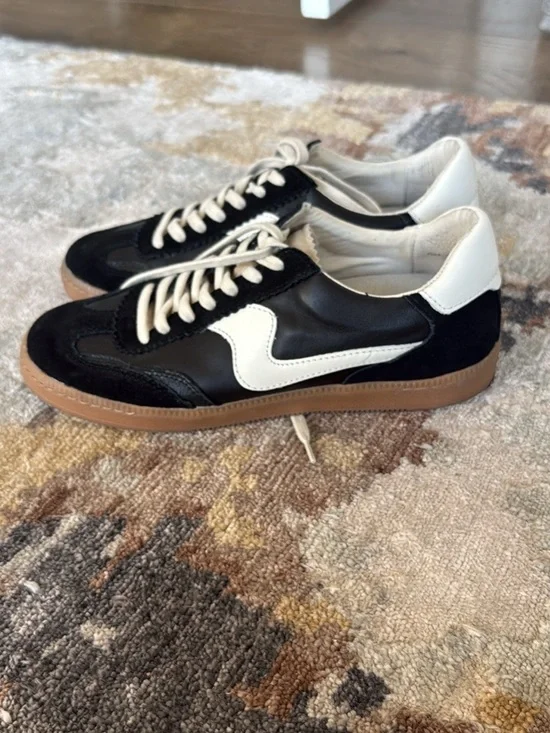Dolce Vita Black and White Low-Top Sneakers with Gum Sole