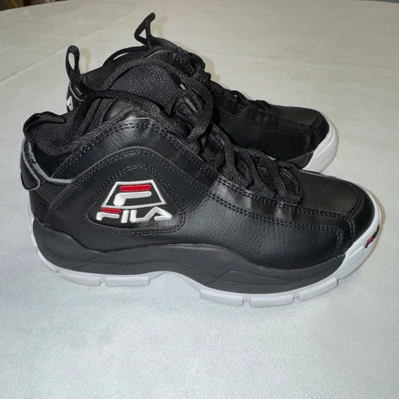 Fila Grant Hill 2 Mid Top Sneakers Youth‎ Kids Size 6 US Black Basketball Shoes