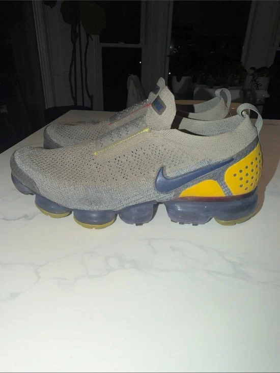 Nike Slip-On Vapormax Sneakers in Grey, Yellow and Navy