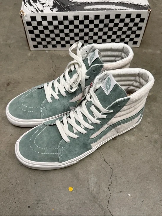 Vans Sk8-Hi Green & white suede high-top shoes