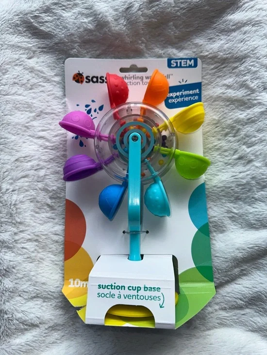 Rainbow Suction Cup Bath Spinner - Multicolor