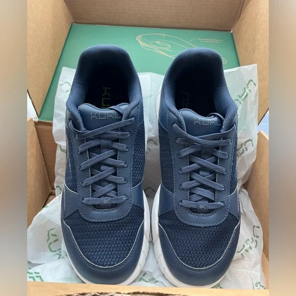 KURU Quantum‎ 2. Men's Navy Sneakers size 10 Wide