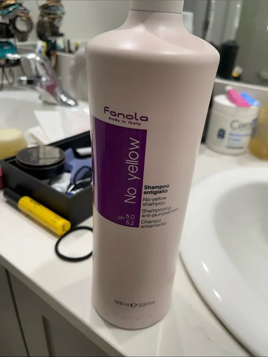 Nola No Yellow Shampoo - Light Pink Bottle with Purple Label