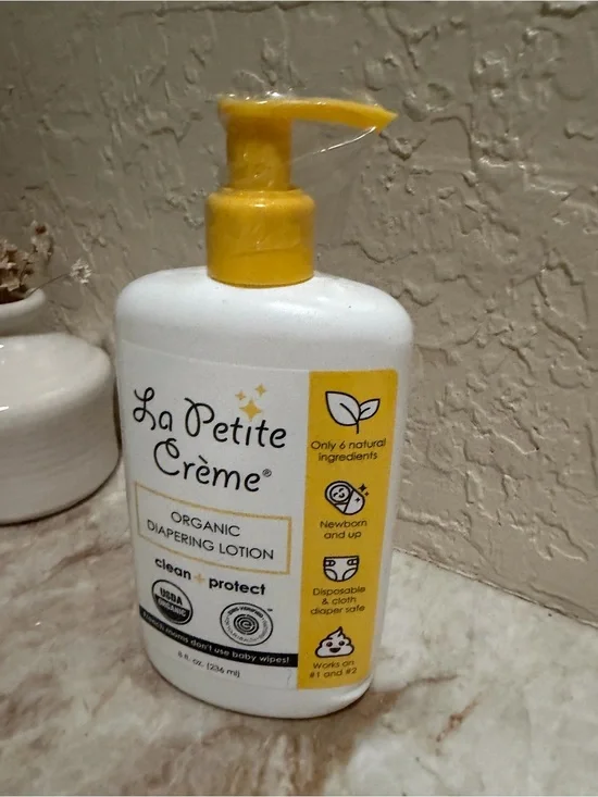 La petite creme baby diapering lotion NEW