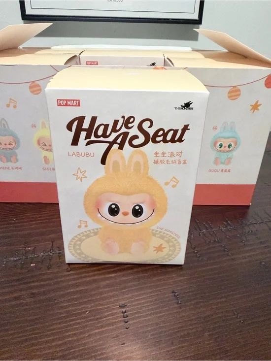 Have A Seat Labubu Plush 6pk