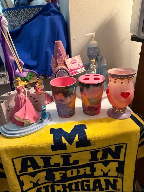 Disney Princess Pink Bath Cup Set with Heart Tumbler