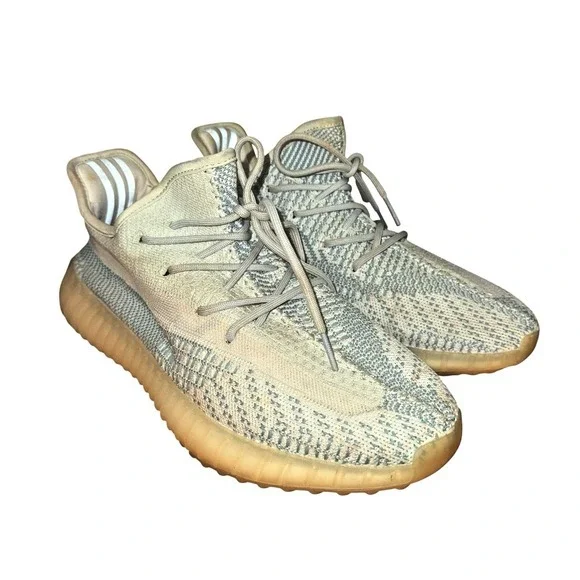 Adidas Yeezy Boost 350 V2 MENS 9.5 PRE-OWNED Cloud‎ White Shoes/Sneakers FW3043
